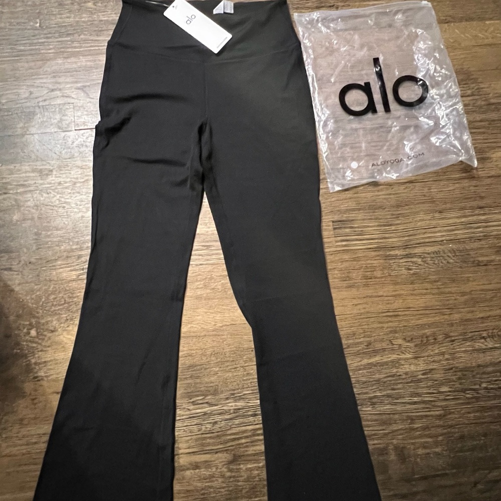 ALO Yoga Jet Black Active Pant